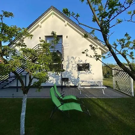 Gemuetliches Mit Garten Und Seeblick Apartment
